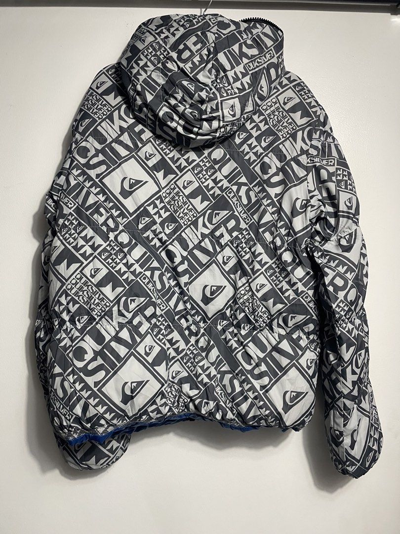 Quicksilver AOP Full Zip Double Zip Reversible Puffer Jacket (Category: Coats, Jackets and Outerwear) located in Rizal. Submitted by akoheats (Listing ID 1468878403, Image 2). Description: Brand New Condition ✨ Issue:None! Size: M 22” pit to pit 26” length 📌 Accepts layaway (up to 15 days) ❗️Check item carefully before purchasing ❗️No returns or exchanges after purchase.