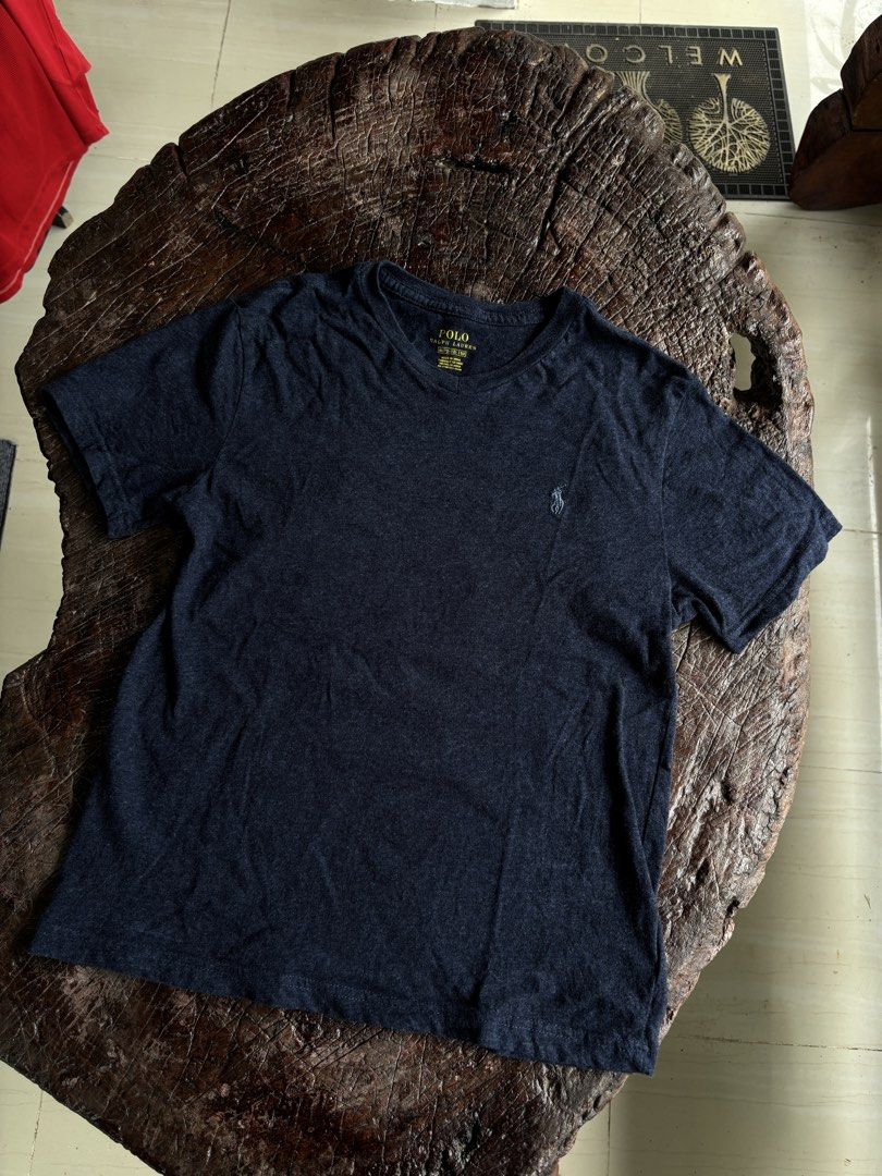 Ralph Lauren (Category: Shirts) located in Manila. Submitted by kayneashur46807 (Listing ID 1468840309, Image 1). Description: dimensions 17x22 like new!.