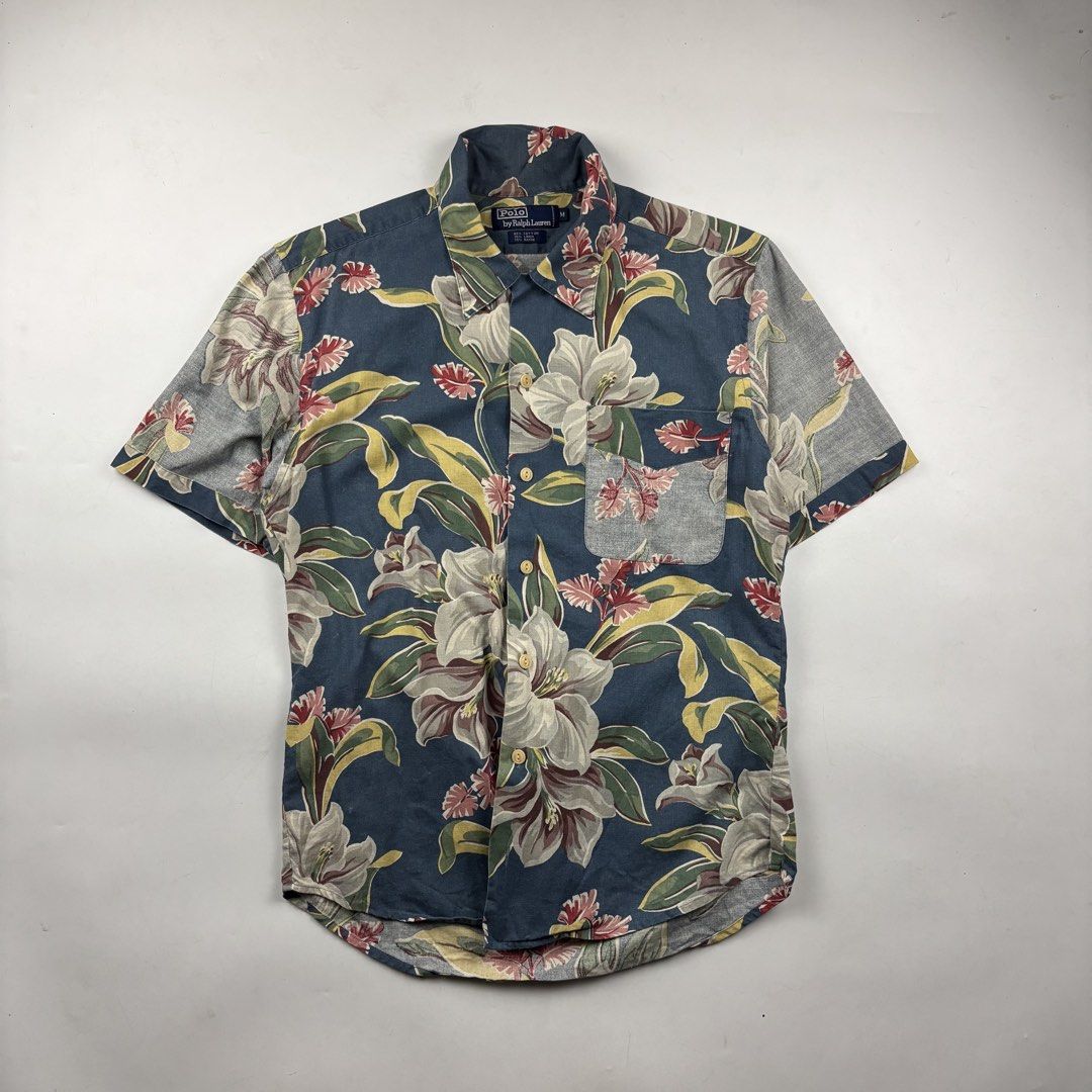Ralph Lauren Botanical Shirt (Category: Tshirts & Polo Shirts ) located in Makati City. Submitted by ragrepository (Listing ID 1468729222, Image 1). Description: Ralph Lauren Botanical Shirt Tagged as Medium Length- 27” Pit to pit- 21” Sleeves- 10” Shoulder-18” Condition-9/10 Flaw- None .
