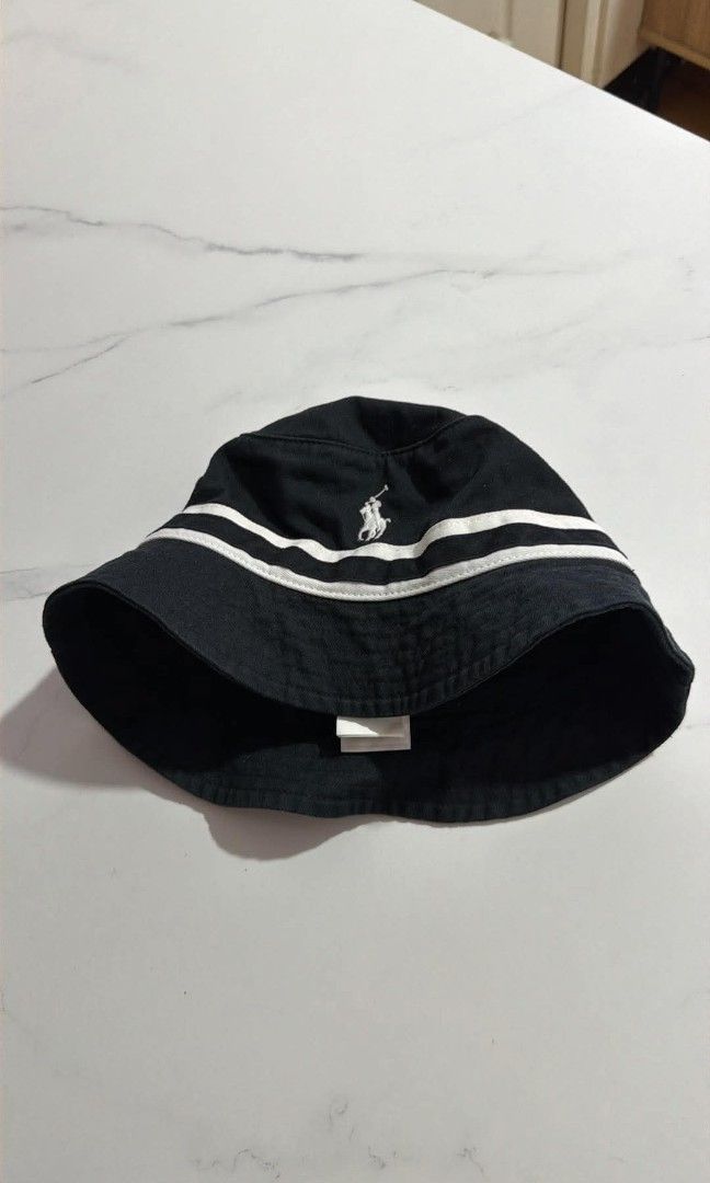 Ralph Lauren cap (Category: Luxury Accessories) located in Manila. Submitted by mackussil (Listing ID 1468733037, Image 1). Description: as new condition working qr no issue.