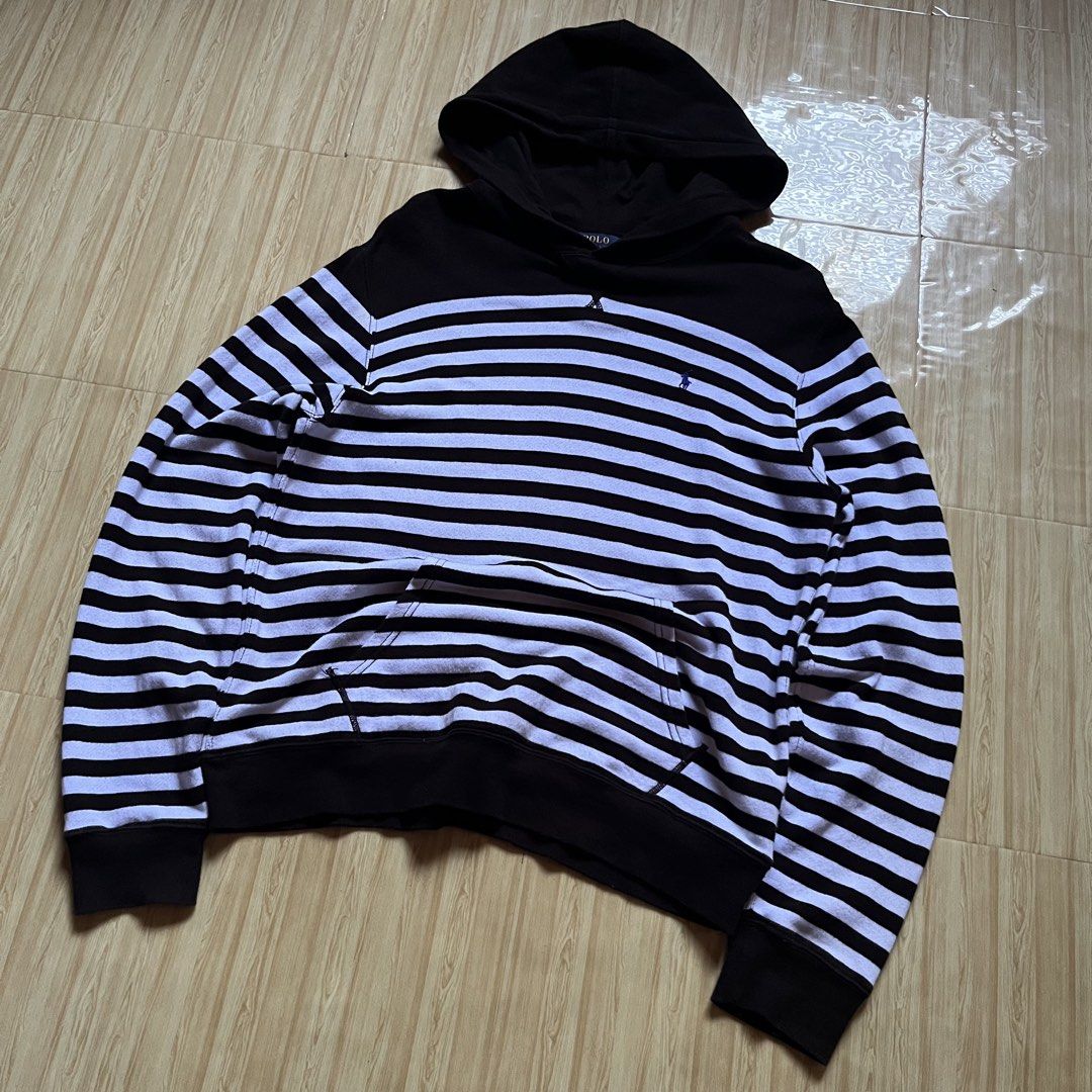 Ralph Lauren Pullover Hoodie (Category: Hoodies) located in Hagonoy. Submitted by ianthrift_ph (Listing ID 1468797947, Image 3). Description: complete tags/authentic size xl on tag 22 width, 28 length excellent condition color rate 9/10 issue: minor yellow stain, see last pic (washable).