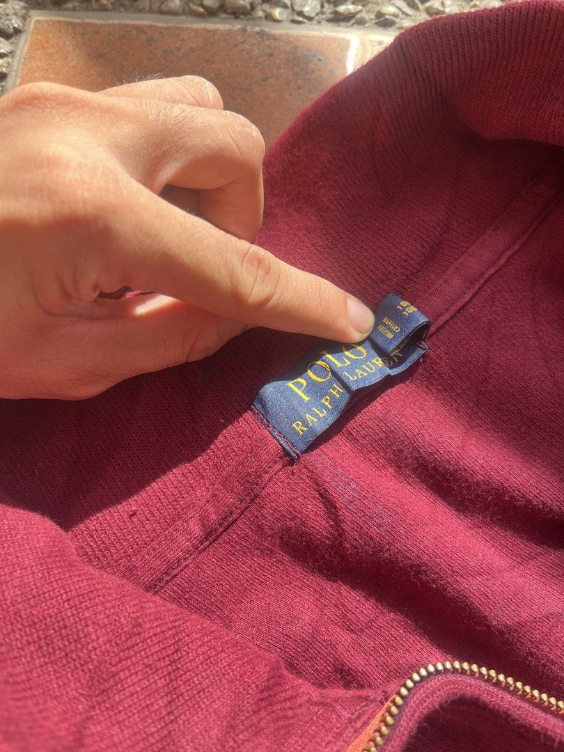 Ralph Lauren Qzip (Category: Tshirts & Polo Shirts ) located in Davao. Submitted by vnxcentt (Listing ID 1468714047, Image 3). Description: Ralph Lauren Qzip 23 x 29 - Excellent Condition - With small issue.