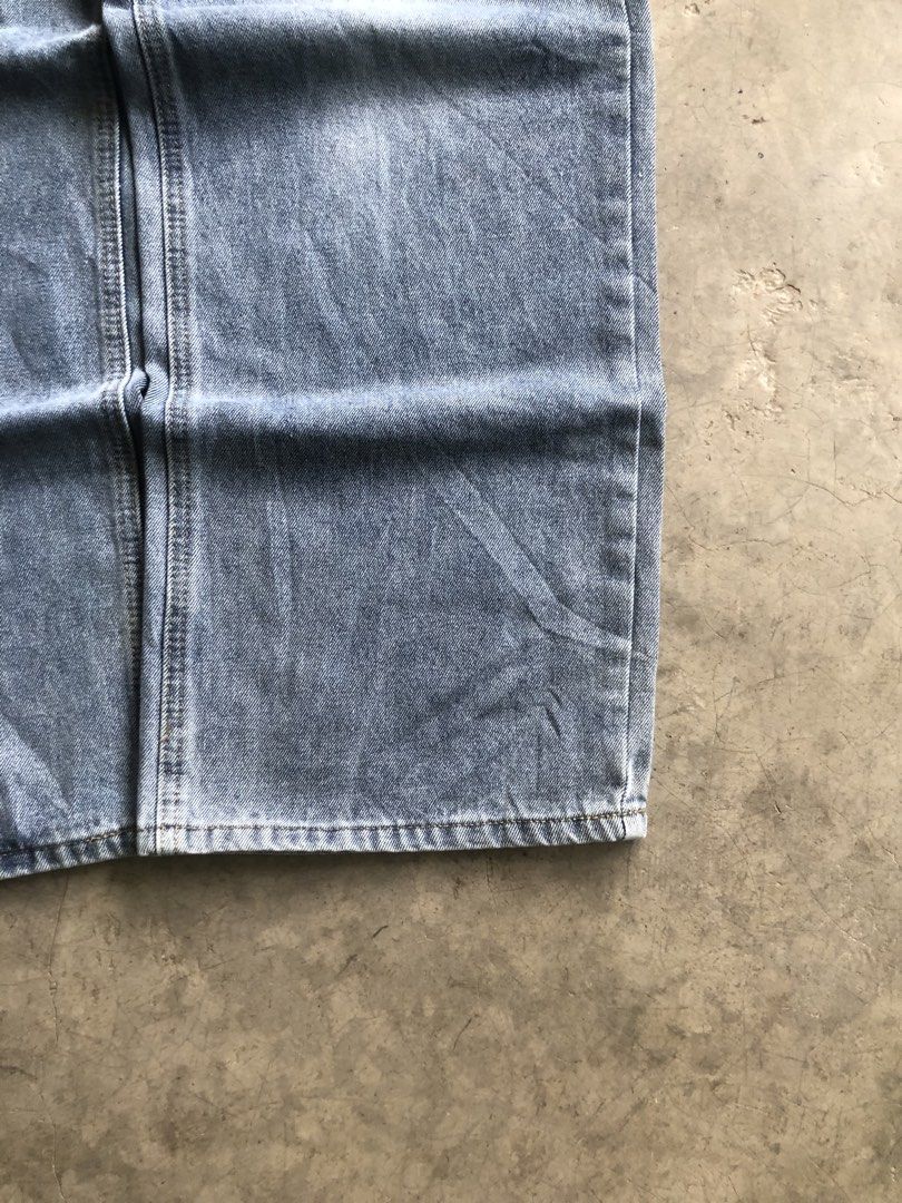 RANDOM BAGGY PANTS (Category: Jeans) located in Kapalong. Submitted by justinfinds8 (Listing ID 1468809873, Image 3). Description: PM SA DIMES.