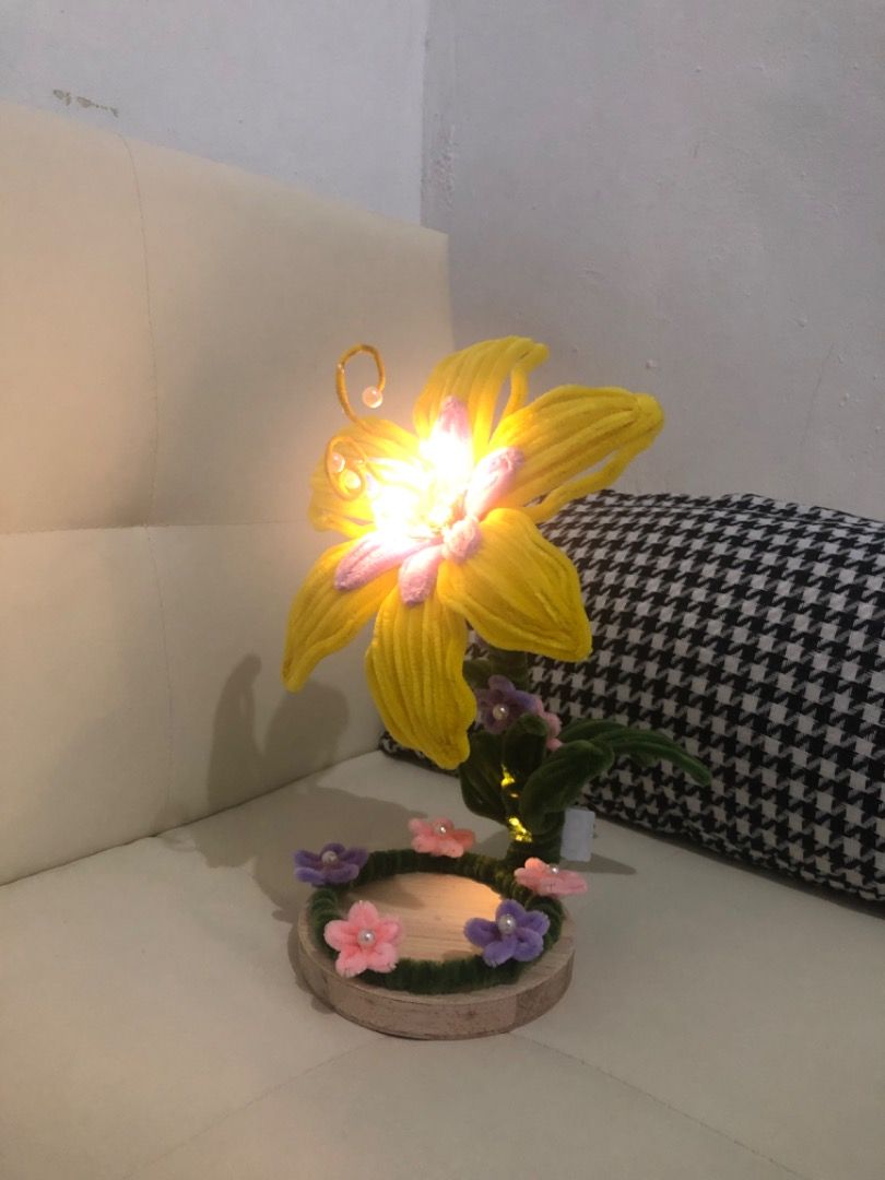 Rapunzel Flower (Category: Artificial Plants & Flowers) located in Caloocan City. Submitted by enchantedabodeph (Listing ID 1468785545, Image 1). Description: For bedroom light, Lamp to be specific. But this can be just for decoration only, Light weight and easy to use. 🌸🌹🌼.