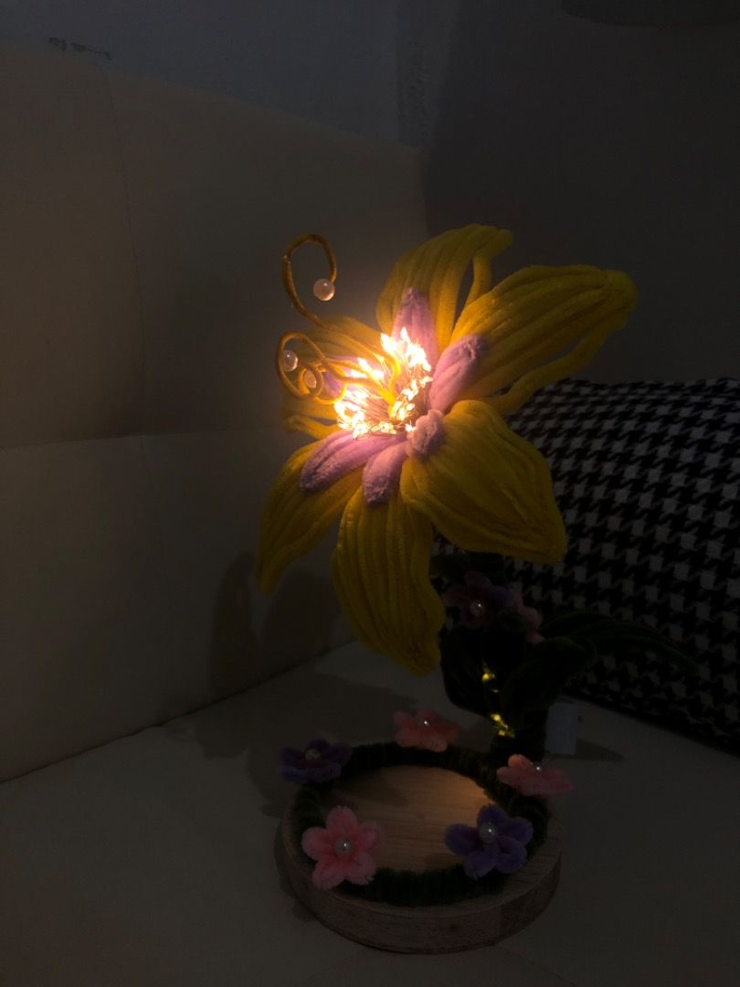 Rapunzel Flower (Category: Artificial Plants & Flowers) located in Caloocan City. Submitted by enchantedabodeph (Listing ID 1468785545, Image 2). Description: For bedroom light, Lamp to be specific. But this can be just for decoration only, Light weight and easy to use. 🌸🌹🌼.
