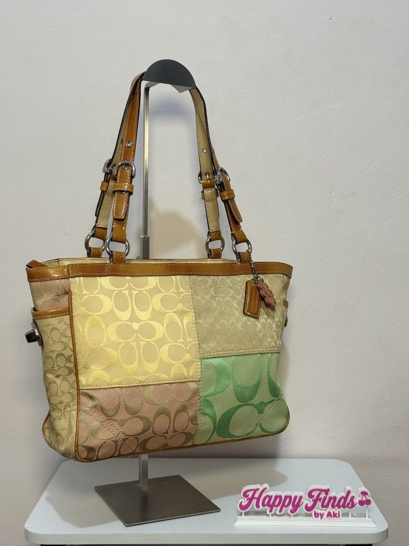 Rare Coach Pastel Patchwork Medium Tote Bag (Category: Luxury Bags & Wallets) located in Manila. Submitted by happyfindsbyaki (Listing ID 1468757505, Image 3). Description: ୨୧ Rare Coach Pastel Patchwork Medium Tote Bag ୨୧ 🎀DM to Mine ₊˚⊹ Condition: Rank AB⊹˚₊ ♡ Minimal signs of use ♡ YKK zipper ♡Clean interior ♡Clean canvas no rubs ♡Uneven handle color but still intact no cracks 📍 Metro Manila, Las piñas city 𐙚 IG: @happyfinds.byaki 𐙚 FB: Ha