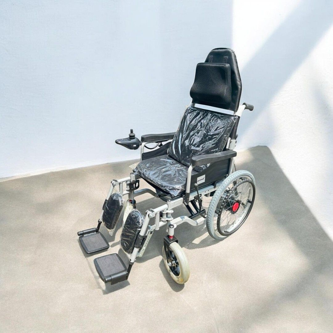 Reclining Electric Wheelchair (Category: Medical Supplies & Tools) located in Quezon City. Submitted by gabi2026 (Listing ID 1468762378, Image 1). Description: Reclining Electric Wheelchair brandnew onhand COD GCASH BANK.