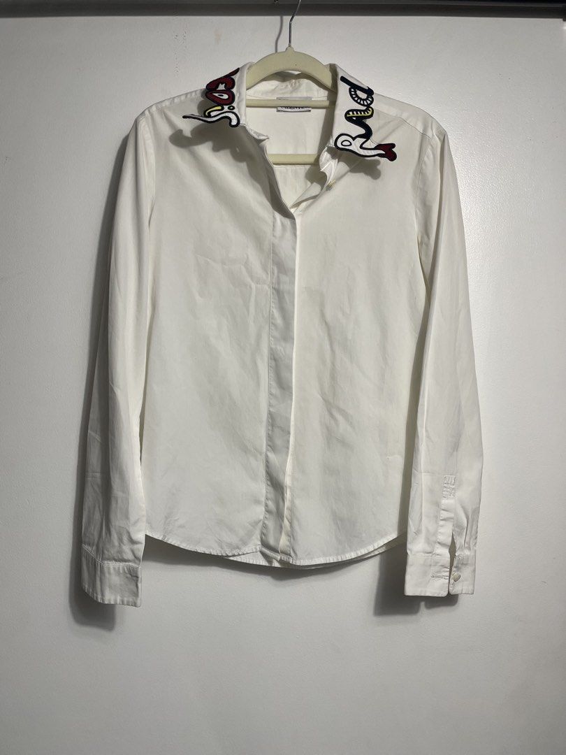 Red Valentino Embodied collar Button up (Category: Luxury Apparel) located in Rizal. Submitted by akoheats (Listing ID 1468880288, Image 1). Description: Brand New Condition ✨ Issue:None! Size: Xs 19” pit to pit 23” length 📌 Accepts layaway (up to 15 days) ❗️Check item carefully before purchasing ❗️No returns or exchanges after purchase.