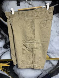 (Category: ) located in . Submitted by youngboythrift25 (Listing ID 1468816401, Image 1). Description: .