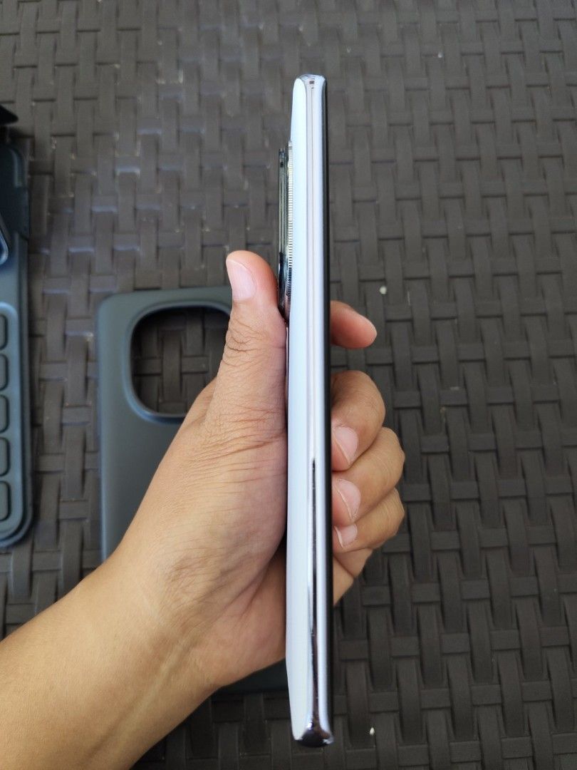 Redmi Note 14 Pro+ 5g 24/512gb (Category: Android) located in Santo Tomas. Submitted by prelovedthrifts (Listing ID 1468731171, Image 3). Description: - Brand/Model: Redmi Note 14 Pro+ 5G - Storage & RAM: 24GB RAM / 512GB ROM for ultimate multitasking and storage - Condition: Excellent, well-maintained - Included: Matching black protective case - Network: 5G ready RFS: already upgrade to redmi note 17 bec I need larger battery for work. lady owne