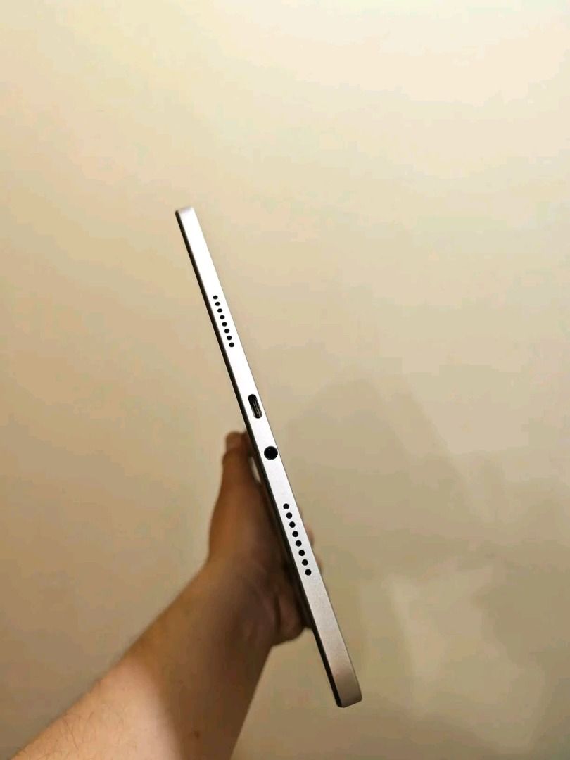 Redmi pad 2 pro (Category: Android) located in Quezon City. Submitted by rowenayaan (Listing ID 1468737699, Image 3). Description: ❤️ FOR SALE RUSH ❤️ UNIT : REDMI PAD 2 PRO COLOR : SILVER MEMORY :8 / 256GB BH : 100% CC : 95cc ✅ UNIT / BOX / CHARGER ✅ GLOBAL ✅ WIFI ✅ NO ISSUE ✅ DENTS ( UPPER RIGHT ) STILL PRESENTABLE RESET UPON MEETUP NO HISTORY OF REPAIR 💸 8,499 Quezon City Loc.