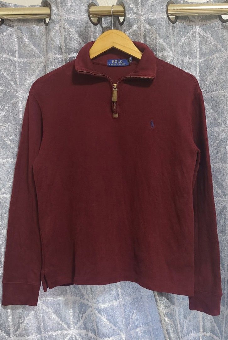 Rl quarter zip (Category: Coats, Jackets and Outerwear) located in Cotabato. Submitted by naguidumbar (Listing ID 1468755483, Image 1). Description: 1,500 RL quarter zip (maroon) Size small Brandnew condition No any issues.