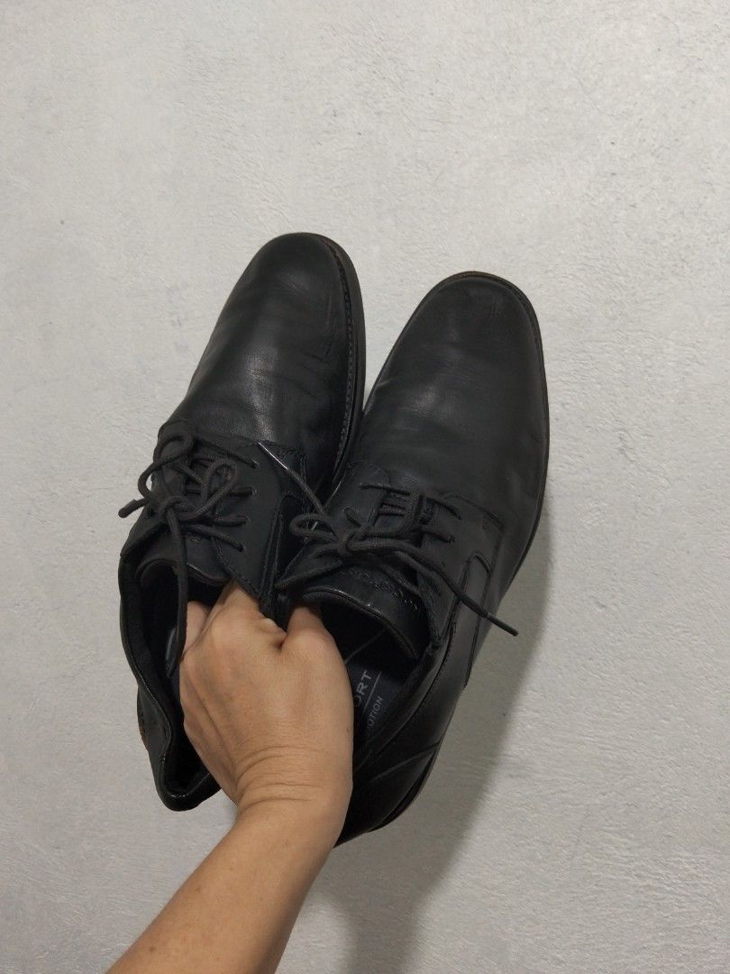 Rockport Black Shoes (Category: Casual Shoes) located in El Salvador. Submitted by francheskaukayukay (Listing ID 1468751158, Image 2). Description: .