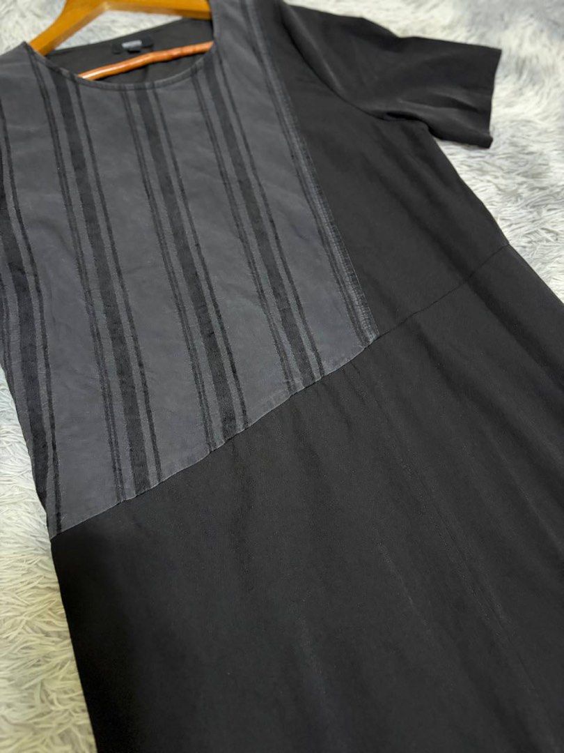 Rococo Asymmetrical Diagonal Striped Panel Japandi Dress (Category: Dresses) located in Batangas. Submitted by buy3get1freerandom (Listing ID 1468877898, Image 2). Description: Product ID: 904255 Size on tag: Large Shell: 100% cotton Trim: 87% Nylon, 13% spandex Lining: 93% polyester, 7% spandex Bust: 42” Waist : 40” via tape measure Length: 48” via tape measure Condition: 9/10 Flaw/s: None ✅ Innerlining 📌 FIRST TO PAY BASIS 📌 Please manage you