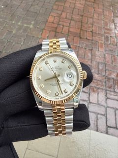 (Category: ) located in . Submitted by ninety_one_timepiece (Listing ID 1468720929, Image 1). Description: .
