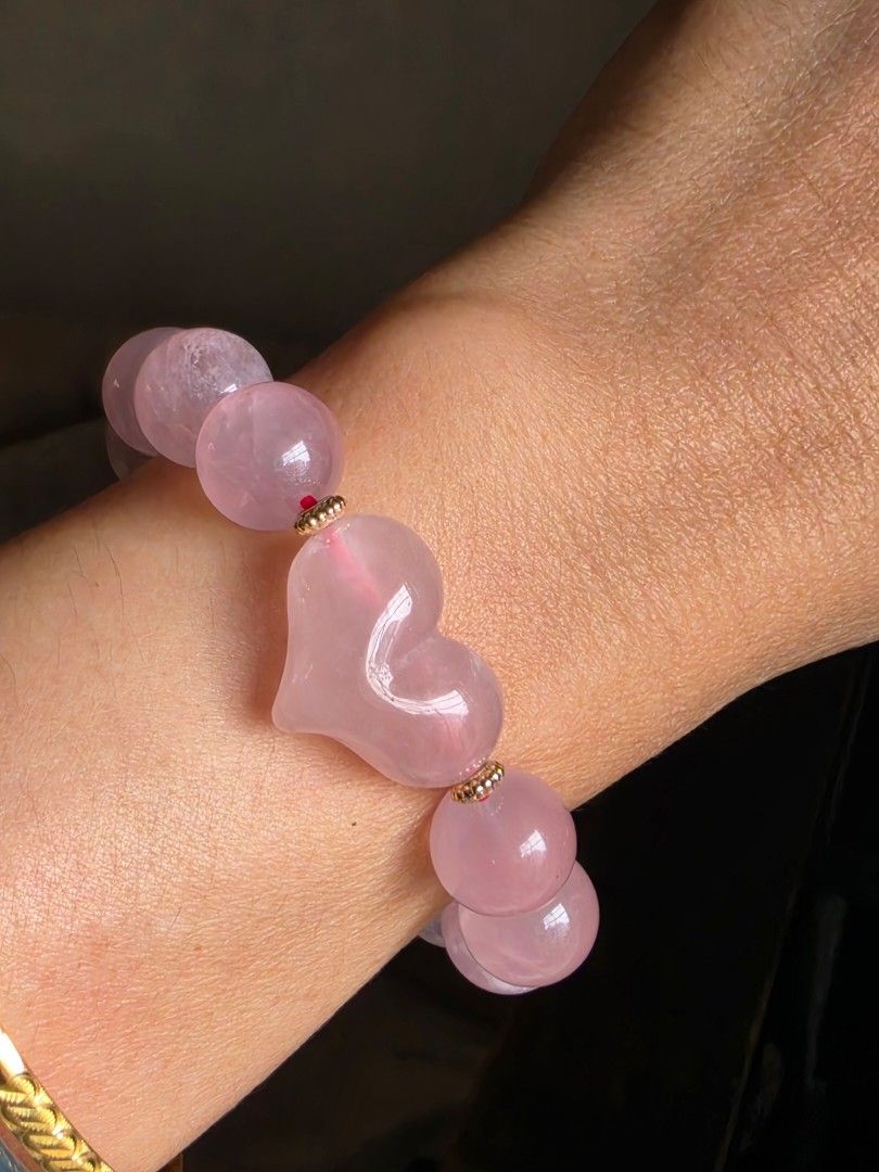 Rose quartz heart charms bracelet (Category: Bracelets) located in Manila. Submitted by cavalierdolls (Listing ID 1468756807, Image 1). Description: Rose quartz heart charms ♥️.