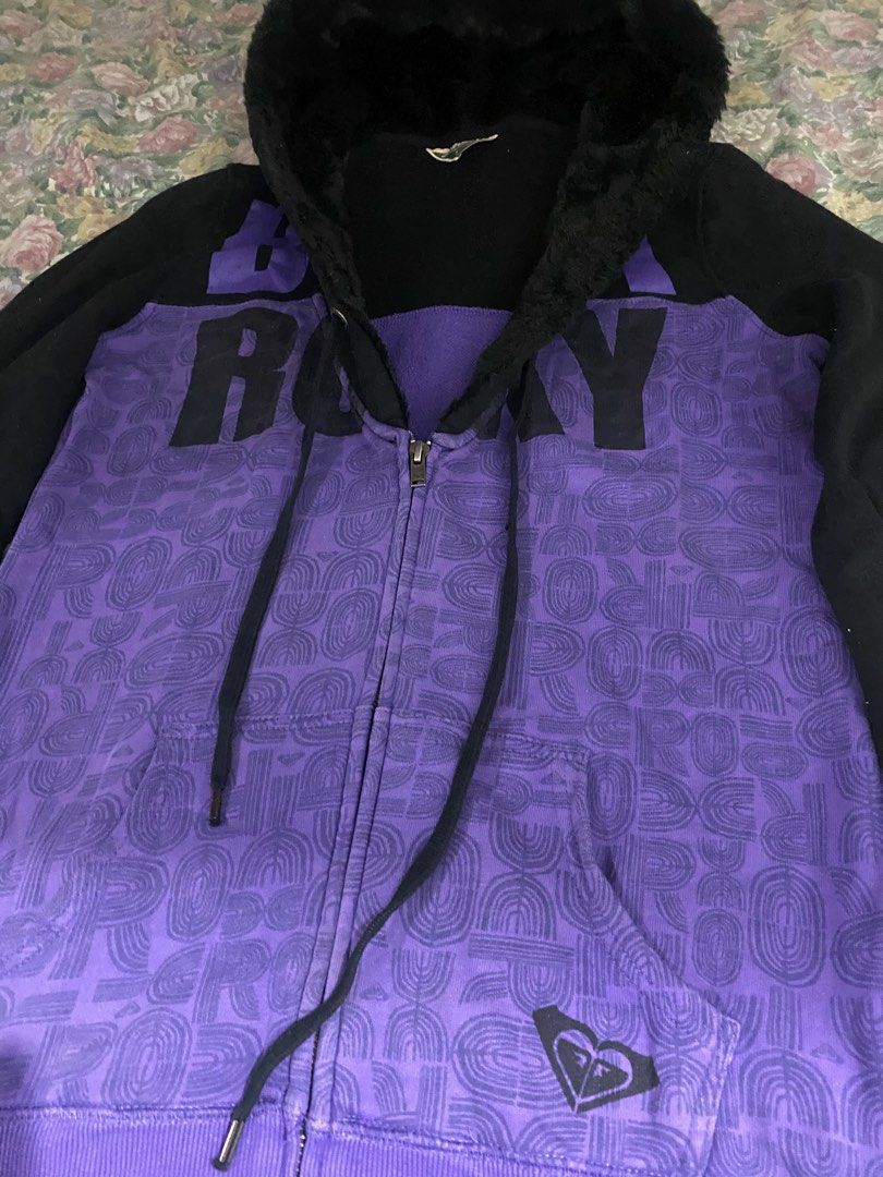 ROXY VINTAGE (ASPACK) (Category: Coats, Jackets and Outerwear) located in Marikina City. Submitted by bebeplumm (Listing ID 1468902192, Image 2). Description: ASPACK FOR 1.8k+SF do dm me for more infos.