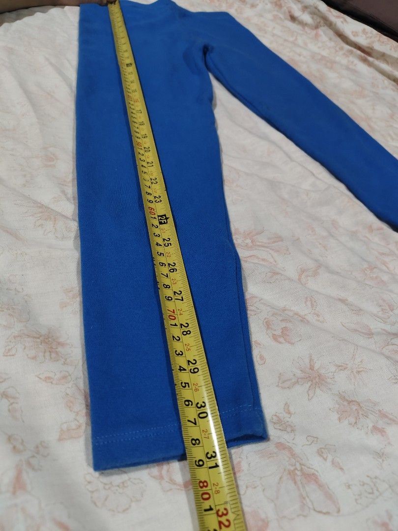 royal blue stretch leggings (Category: Other Bottoms) located in Bulacan. Submitted by angel.decluttersx (Listing ID 1468830445, Image 3). Description: small size thick cotton fabric material with elastic waistband never worn pa no issue dimes: L 30" W 12".