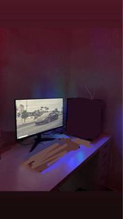 (Category: ) located in . Submitted by prelovedbyqilaa (Listing ID 1468872502, Image 1). Description: .