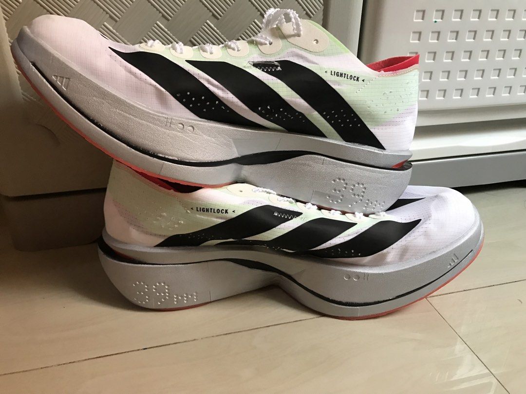 RUNNING SHOES POGI (Category: Sneakers) located in Taguig. Submitted by ysabella_0629 (Listing ID 1468727909, Image 2). Description: This is ukay source po..