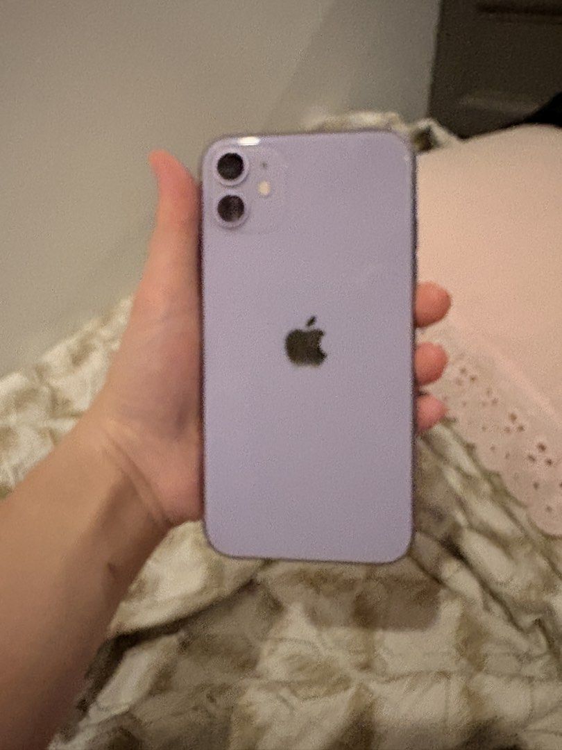 RUSHED IPHONE 11 PURPLE 64GB (Category: iPhone 11 Series) located in Las Pinas. Submitted by sanders00927 (Listing ID 1468809589, Image 1). Description: RUSHED IPHONE 11 64GB PURPLE Selling my iPhone 11 64GB in Purple! Price: ₱5,000 (Negotiable) Selling this phone because I’m no longer using it. Good for anyone looking for an affordable iPhone! Details: * Model: iPhone 11 * Storage: 64GB * Color: Purple * Battery Health: 71% * Screen: May konting