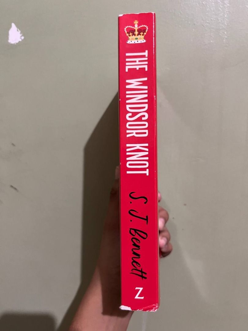 S. J. Bennett - Windsor Knot (Category: Storybooks) located in Carmen. Submitted by grei.librongbaligya. (Listing ID 1468789907, Image 2). Description: The morning after a dinner party at Windsor Castle, eighty-nine-year-old Queen Elizabeth is shocked to discover that one of her guests has been found murdered in his room, with a rope around his neck. When the police begin to suspect her loyal servants, Her Majesty knows they're looking in the wro