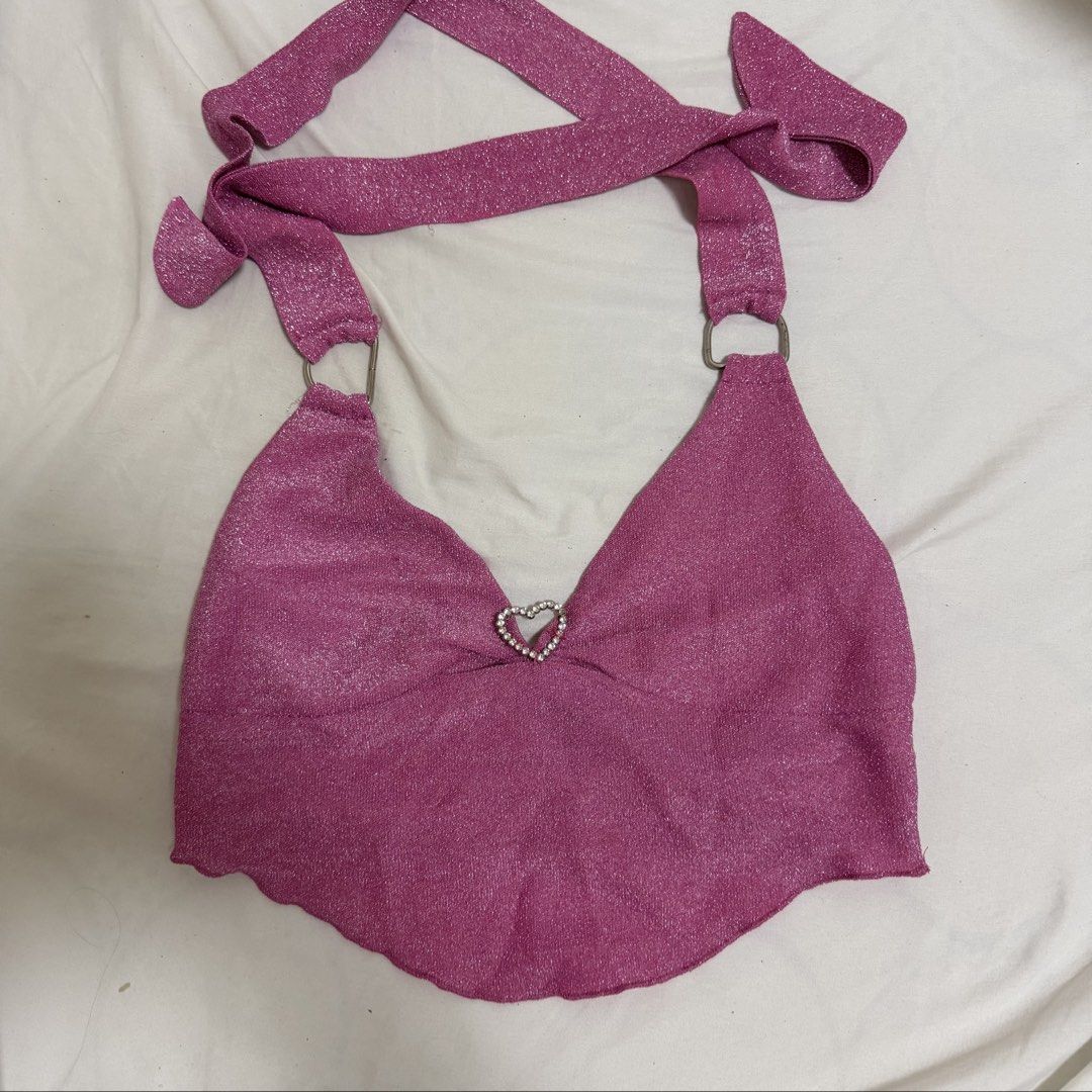 Sabrina Carpenter Halloween Costume Top (Category: Sleeveless) located in Paranaque City. Submitted by accentsph (Listing ID 1468809182, Image 1). Description: .