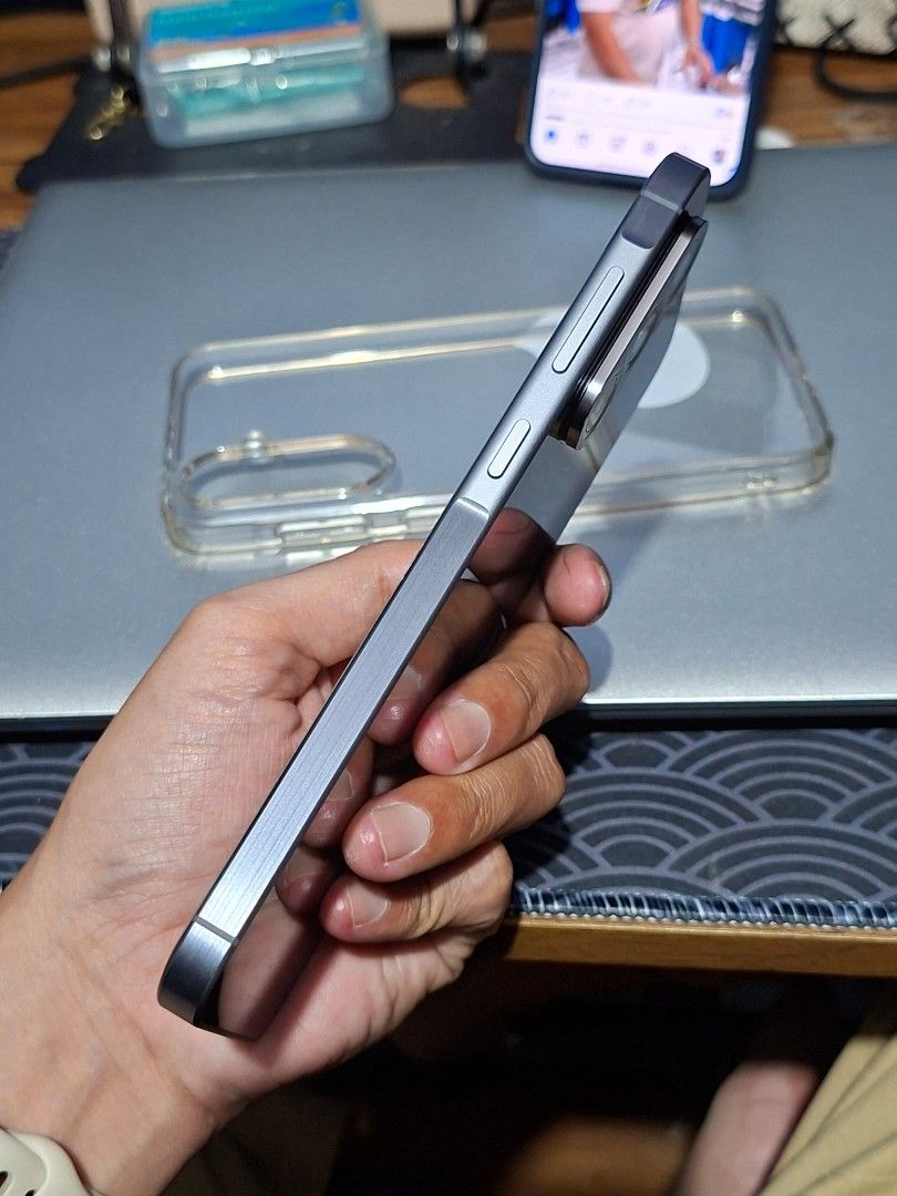 Samsung A56 5G (Category: Samsung) located in Manila. Submitted by shiroshop.ph (Listing ID 1468756470, Image 2). Description: no issue. makinis. unit, tempered, case..