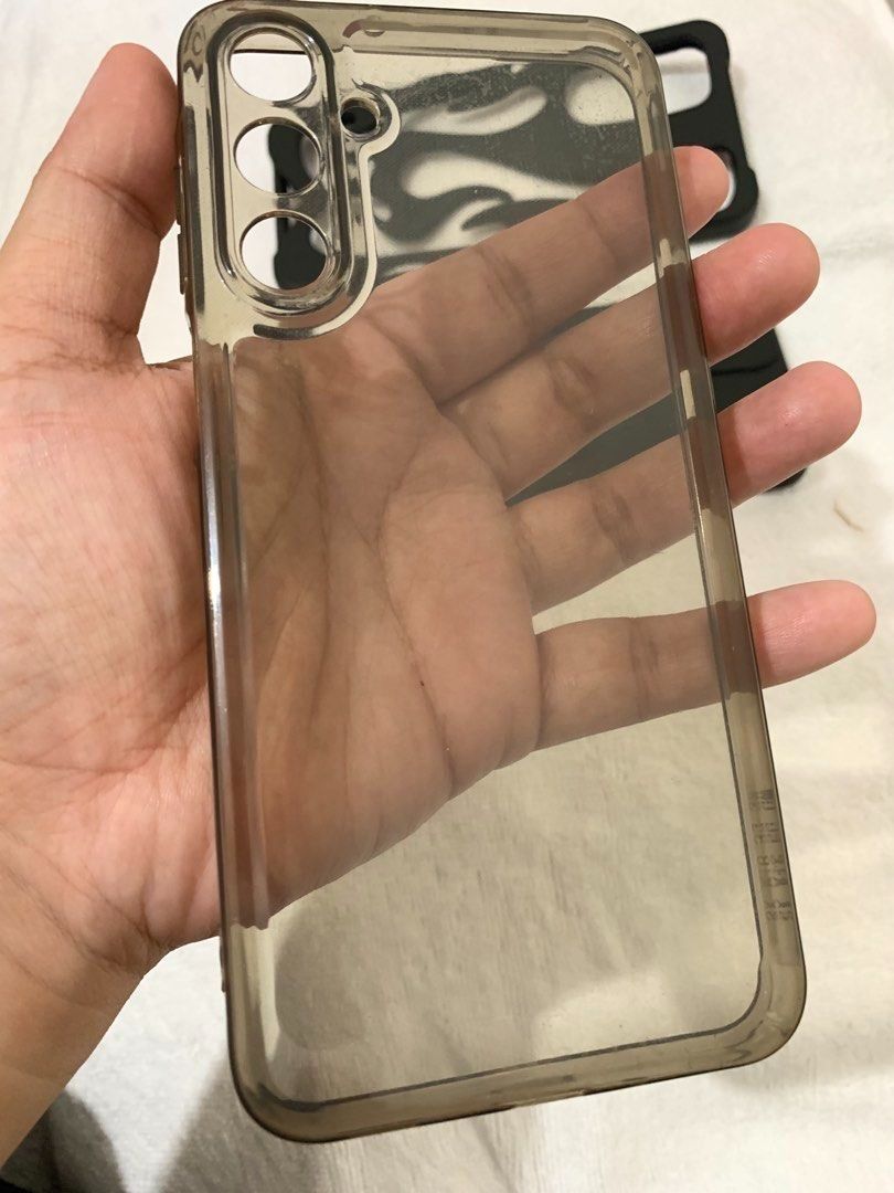 Samsung Galaxy A16 Phone Cases – 3 Pieces (Category: Cases & Sleeves) located in San Pedro. Submitted by kcshops (Listing ID 1468748047, Image 2). Description: Samsung Galaxy A16 Phone Cases – 3 Pieces 💰 Price: ₱99 ✨ Condition: Pre-loved, in good condition 📍 Location: San Pedro, Laguna 🚚 Delivery: J&T or Lalamove — delivery fee shouldered by buyer 🤝 Meet-up: Southwoods Mall, Biñan, Laguna 📩 Message me for additional photos, measurements or i
