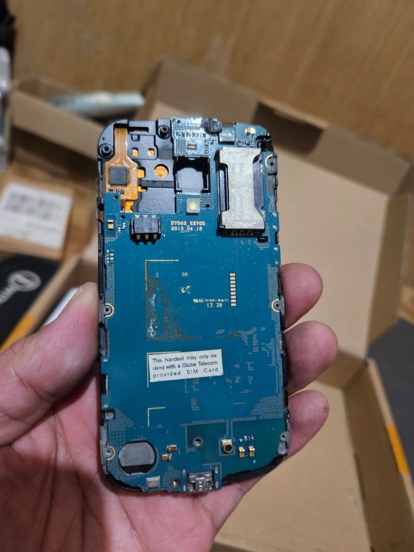 Samsung J6 duo LCd Board only (Category: Samsung) located in Quezon City. Submitted by kizuke (Listing ID 1468906293, Image 2). Description: Samsung Galaxy J6 duo Lcd Board only...