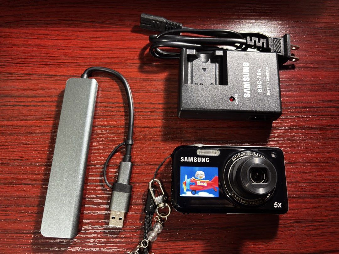 Samsung PL120 Digital Camera with Charger (Category: Cameras) located in Manila. Submitted by uam1030 (Listing ID 1468713683, Image 1). Description: Samsung PL120 Inclusions: 2 pouches, Strap, Charger, 64 GB MicroSD, and Battery My favorite features: • Double LCD Screen (Front and Back) • Smart Filters Issues: None Completely working Only for meet up or drop 📍Baguio City.