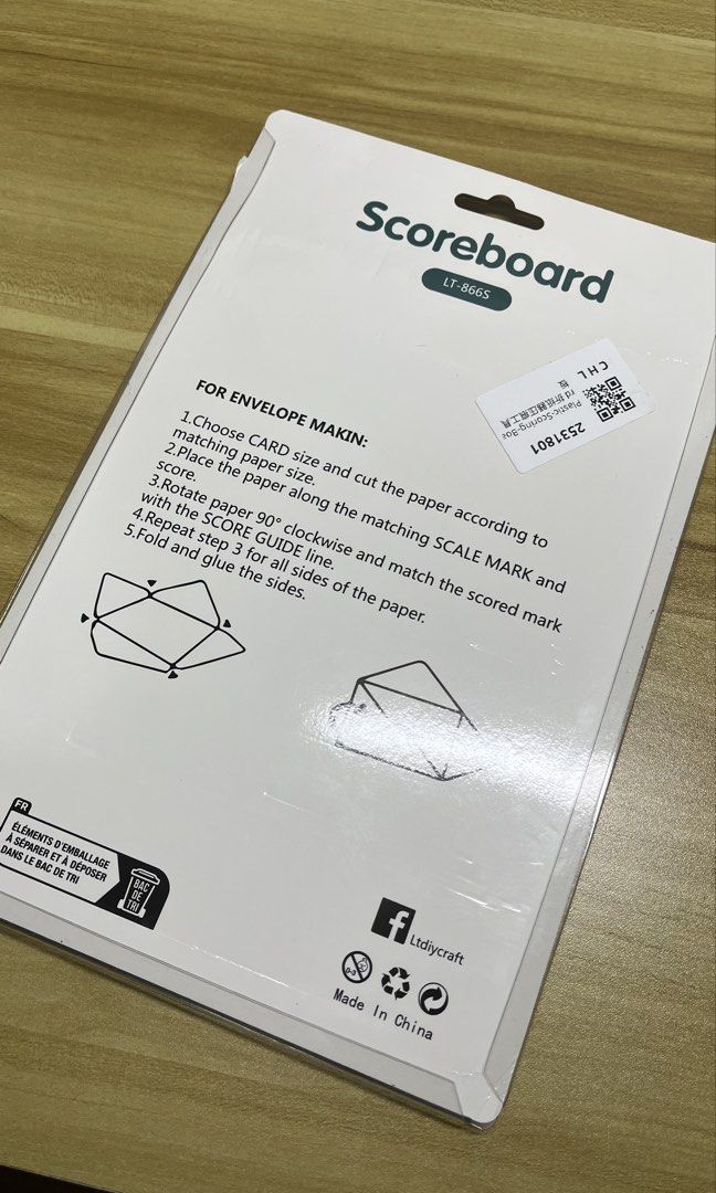Scoreboard Paper Folding Tool with Scoring Blade LT-866S (Category: Other Stationery & Craft) located in Manila. Submitted by zzzzzrrrrr (Listing ID 1468733532, Image 2). Description: - Scoreboard and Folding Tool Set - Condition: Brand new, unopened, and sealed in original plastic - Perfect for: DIY card making and custom envelopes at home RFS: nagdouble yung naorder. Shipping c/o buyer.