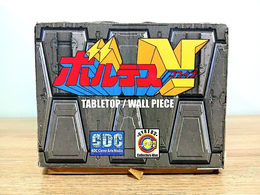 SDC Clever Arts Studio Voltes V Table Top / Wall Piece (Category: Designer & Blind Box Toys) located in Valenzuela. Submitted by yen_taw (Listing ID 1468863419, Image 2). Description: SDC Clever Arts Studio Voltes V Table Top / Wall Piece Mint in Box Php 8,500.00 Bbb, Marulas Valenzuela City.