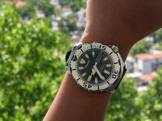(Category: ) located in . Submitted by vj_timepieces (Listing ID 1468857608, Image 1). Description: .