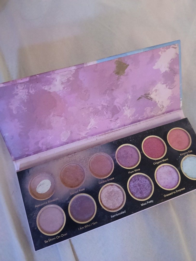 Shein in bloom eye palette (Category: Makeup) located in Quezon City. Submitted by andrea11171999 (Listing ID 1468801834, Image 1). Description: .