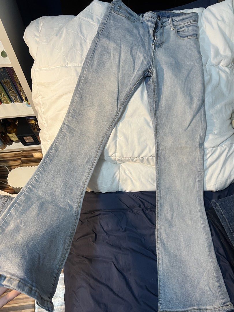 Shein Light Wash Flare Denim Jeans (Category: Jeans) located in Marikina City. Submitted by yssacee (Listing ID 1468922057, Image 1). Description: - Style: Light wash denim jeans with a trendy flared leg cut - Waist: Mid-rise with a secure front button and zip closure - Details: Classic five-pocket design featuring contrast stitching - shipping from lower antipolo rizal.