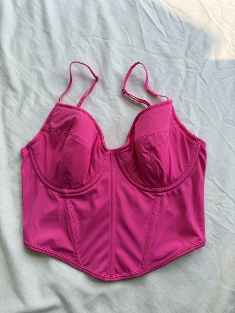 Shein Pink Corset (Category: Sleeveless) located in Manila. Submitted by xmagic.shopx (Listing ID 1468882931, Image 1). Description: .