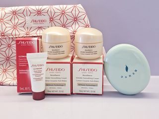 名牌 Luxury 產品,男女手袋銀包,首飾,化妝品,精品, 手錶及男女服飾鞋襪 收藏品 1