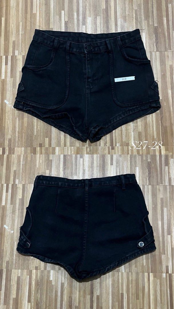 shorts (Category: Shorts) located in Manila. Submitted by kaysea123 (Listing ID 1468861312, Image 1). Description: .