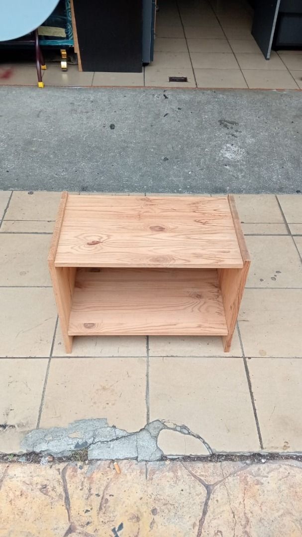 Side Table Code:ST-28 (Category: Shelves, Cabinets & Racks) located in Petaling Jaya. Submitted by micron1786 (Listing ID 1468748613, Image 2). Description: [**Price above DOES NOT INCLUDE of delivery & Installation**] H 400mm W 520mm D 300mm Code :ST-28 Available :3 Condition : Goods We are specialist in BUY or SELL New/Used Home Furniture or Office Equipment [ Micron Furniture Trading sdn bhd ] 20 , Jalan PJS 3/46 , Sri Manja Square , Taman Sri