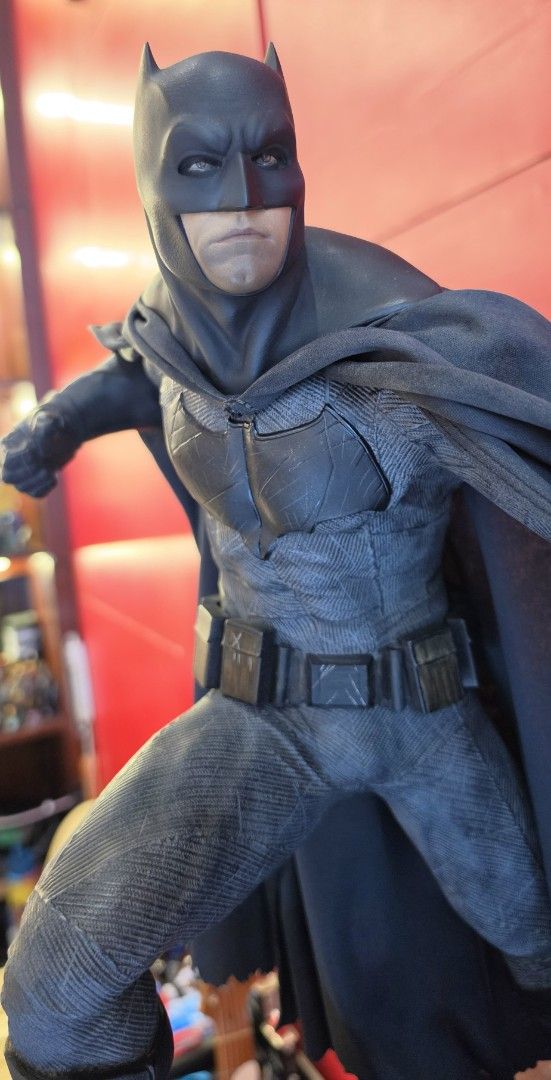 Sideshow Batman V Superman Premium Format Figure Statue 0383/1250 (Category: Figurines & Statues) located in Manila. Submitted by zamgoku (Listing ID 1468781656, Image 2). Description: - Authentic Sideshow Batman v Superman Premium Format Figure - Low edition number: 0383 out of 1250 on the base - Features a highly detailed suit and textured rocky display stand - Condition note: Cape has flaking issues (please check pictures) - Includes statue on