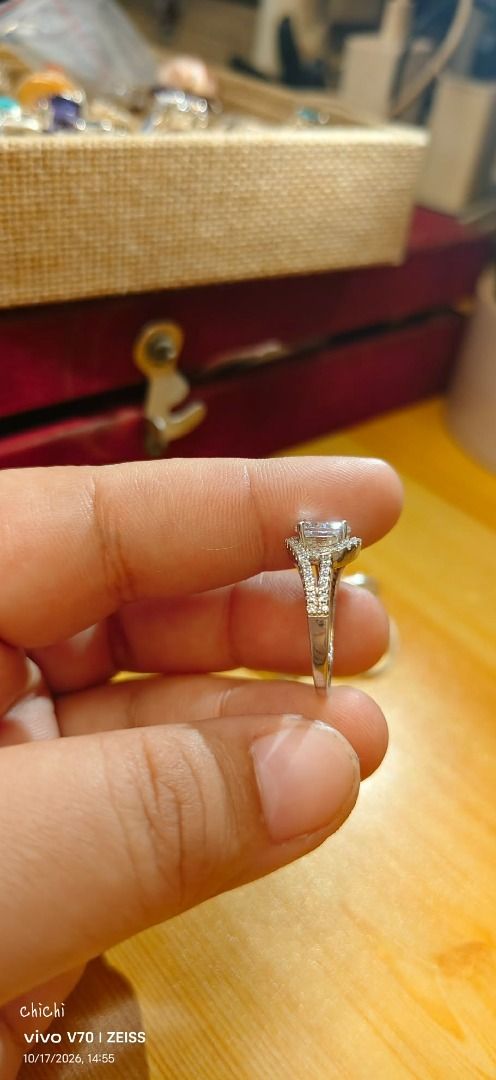 size 6 ring silver 925 (Category: Rings) located in Hermosa. Submitted by goldenstorm.a84bb9 (Listing ID 1468799848, Image 1). Description: .