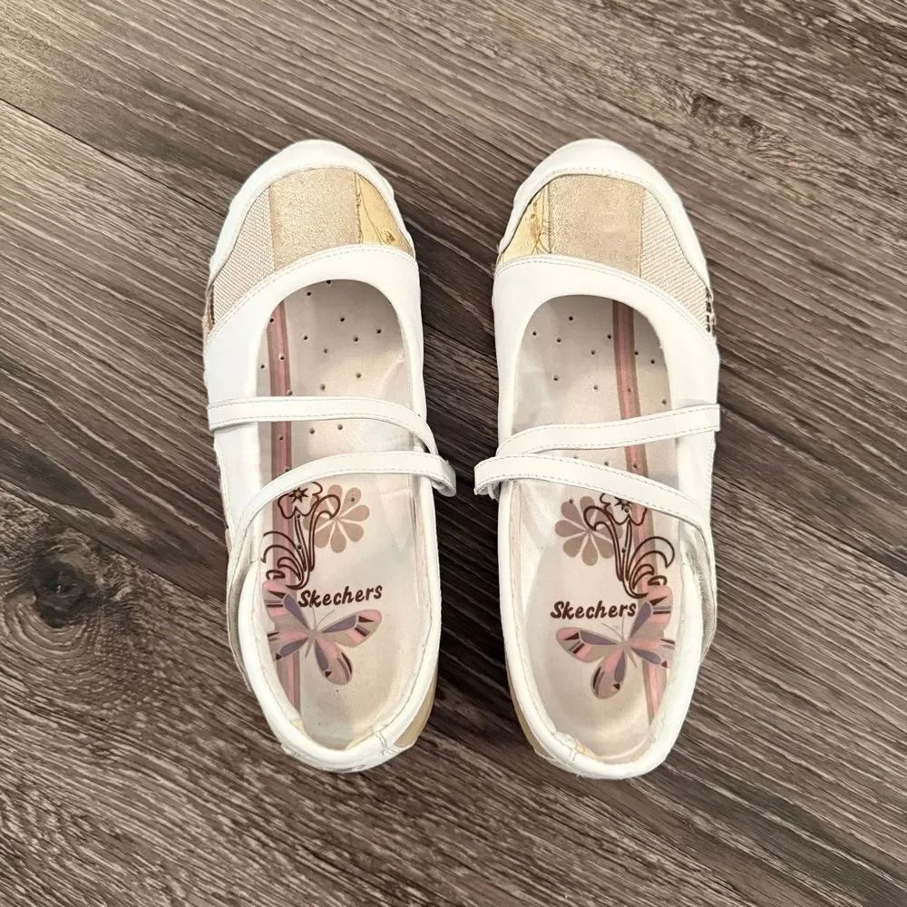 Skechers Maryjane 7.5 (Category: Sneakers) located in Lucena. Submitted by shoplingmood (Listing ID 1468809890, Image 3). Description: Slightly used please check pic.