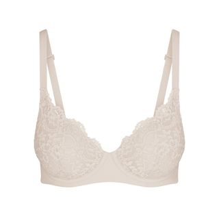 (Category: ) located in . Submitted by k_intimates (Listing ID 1468891912, Image 1). Description: .