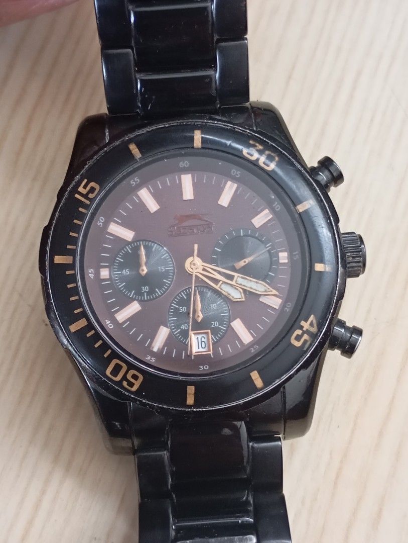 Slazenger chronograph (Category: Men's Watches) located in Las Pinas. Submitted by quick_deals_great_finds2 (Listing ID 1468756224, Image 1). Description: Original good working condition Quartz chronograph with battery 45mm big size fits wrist 7 inches.
