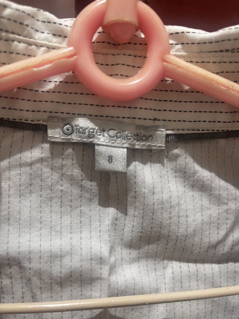 sleeveless button down polo (Category: Blouses) located in Quezon City. Submitted by mademoisjelle (Listing ID 1468865696, Image 3). Description: small to medium worn a few times only.