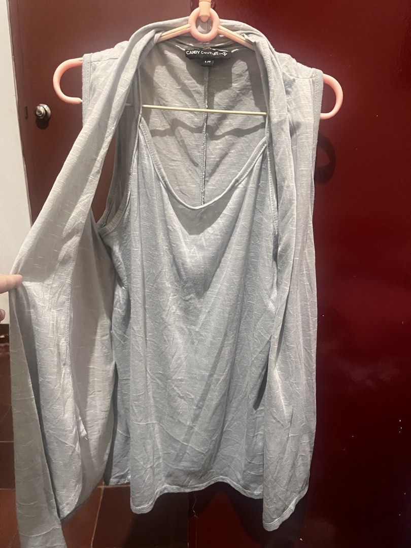 sleeveless cardigan with sando (Category: Blouses) located in Quezon City. Submitted by mademoisjelle (Listing ID 1468865234, Image 1). Description: fits medium to semi-large worn once lang .