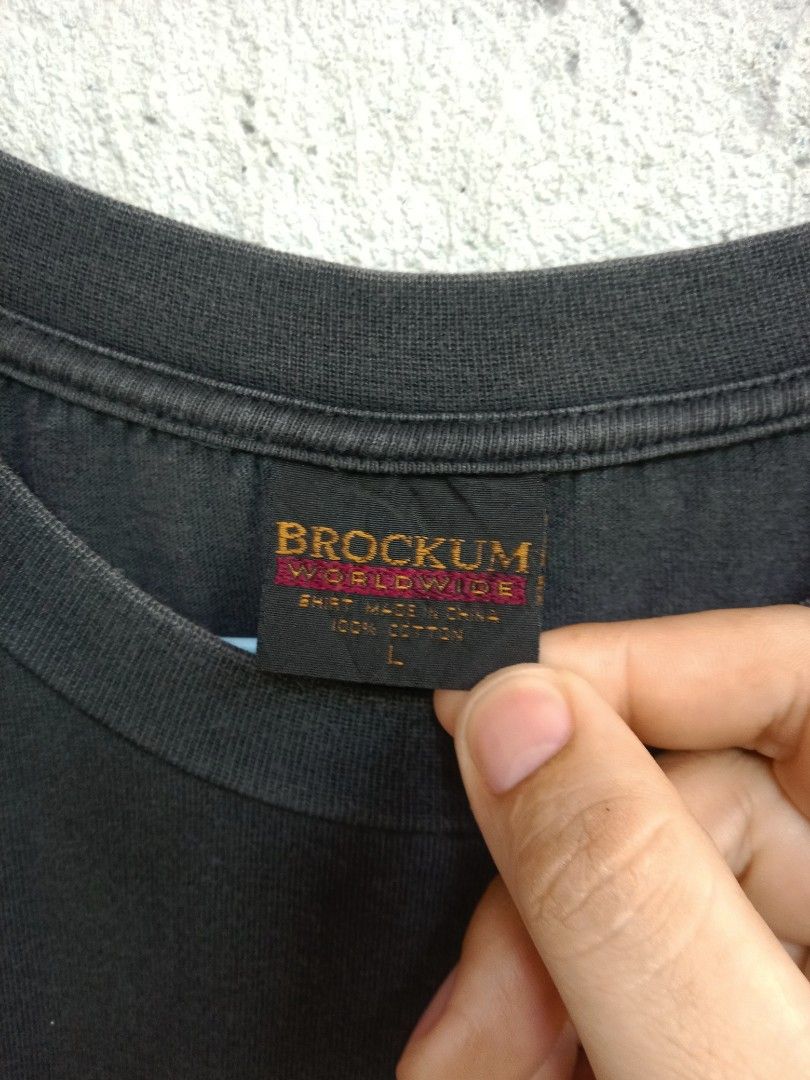 Slipknot (Category: Tshirts & Polo Shirts ) located in Dumaguete. Submitted by pete_villalon (Listing ID 1468745153, Image 3). Description: 24/31 dimes issue:hairline.