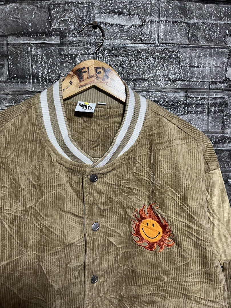 Smiley Corduroy Varsity Jacket (Category: Coats, Jackets and Outerwear) located in Manila. Submitted by flex_curation (Listing ID 1468725992, Image 2). Description: 23x26 IN VERY GOOD CONDITION BACOOR CAVITE LOC.