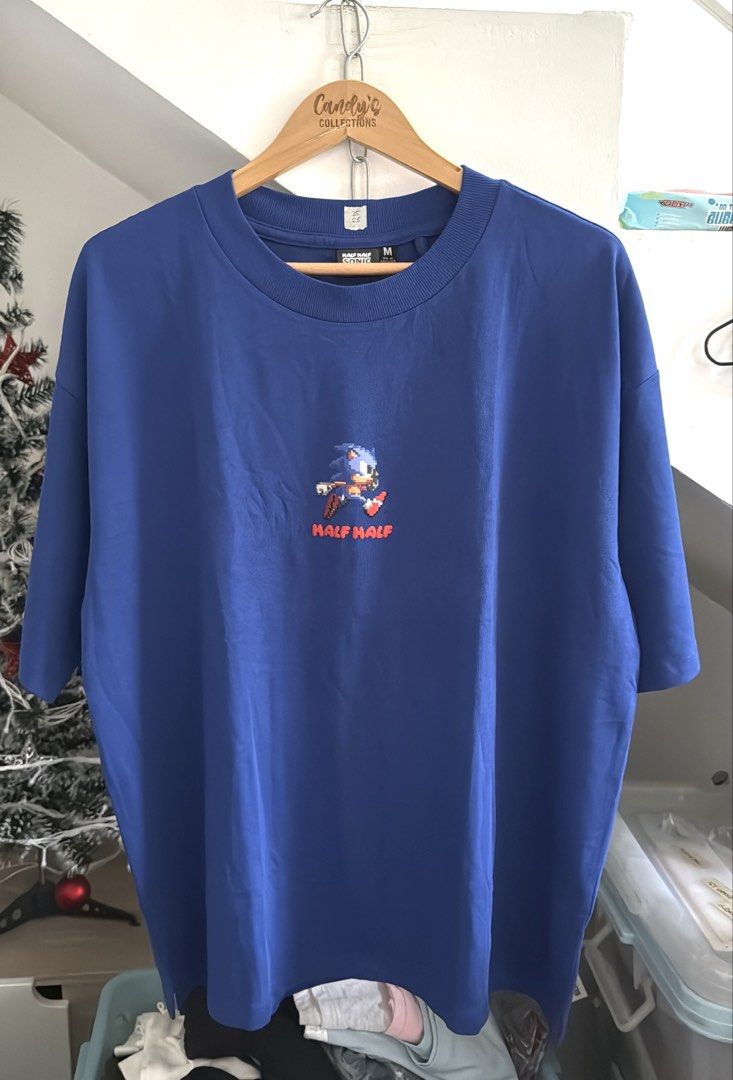 SONIC Minimal HALF-HALF (Category: Tshirts & Polo Shirts ) located in Cavite. Submitted by handpickedshirts (Listing ID 1468798911, Image 1). Description: New, with hang tags Thick yet comfy fabric No backprint Actual photos XS (L28in W23in) M (L28in W25in).